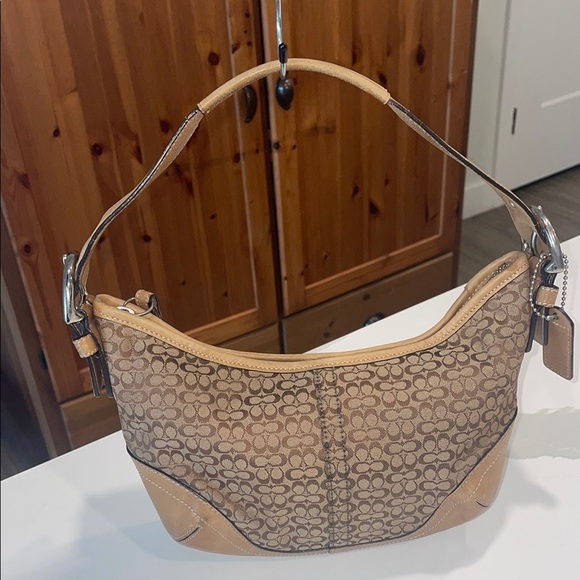 Coach Handbags - 😍Coach Bag
